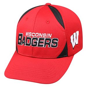 Adult Top of the World Wisconsin Badgers Pursue Adjustable Cap