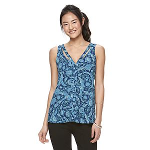 Juniors' Candie's® Double V Tank